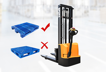 So wählen Sie eine Palette für Industriefahrzeuge aus